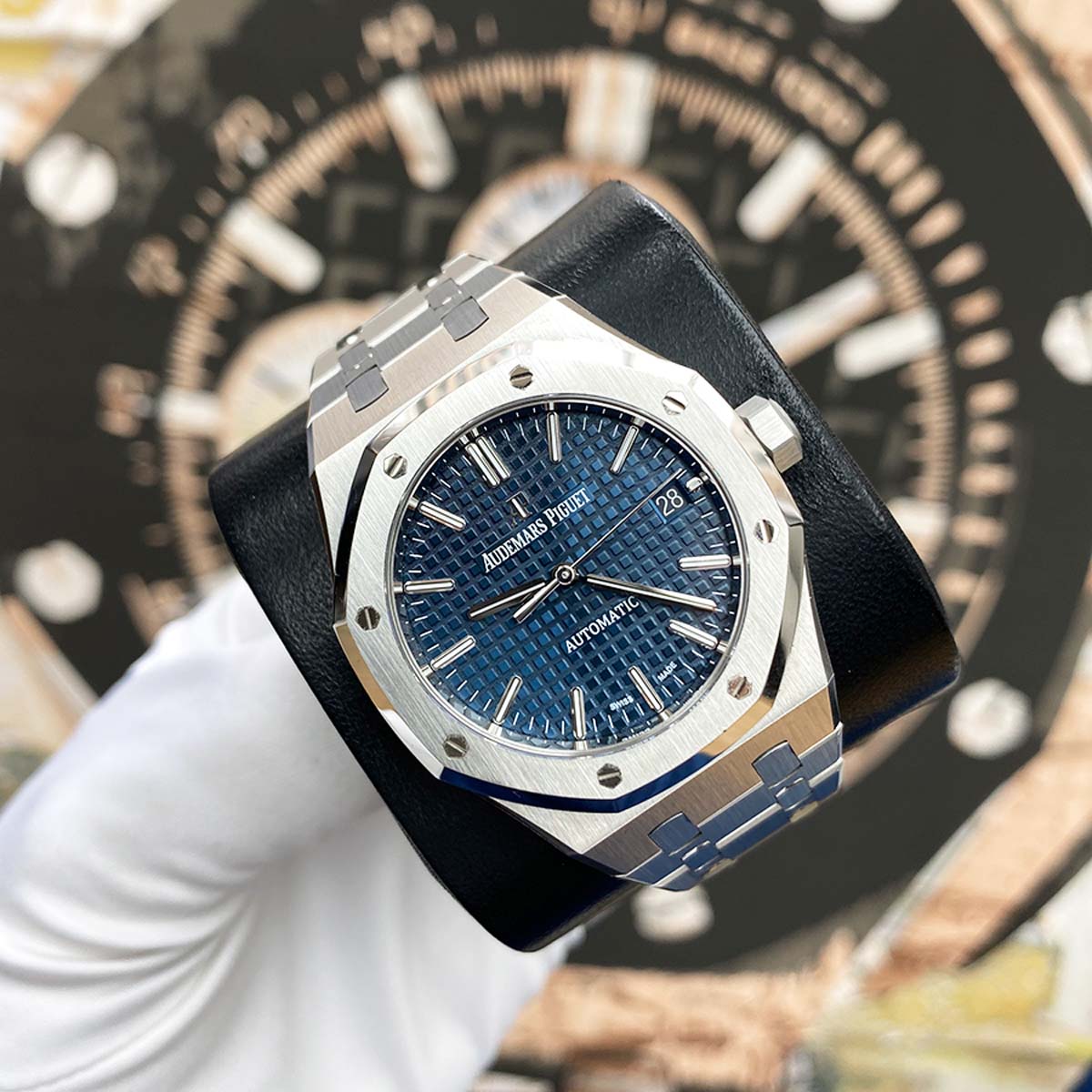 Audemars piguet royal 2024 oak 15400 blue dial