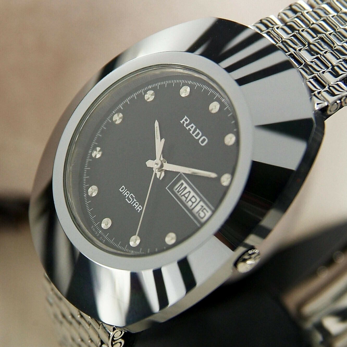 Rado Diastar Quartz 114.0391.3 Men's Watch | WatchCharts Marketplace