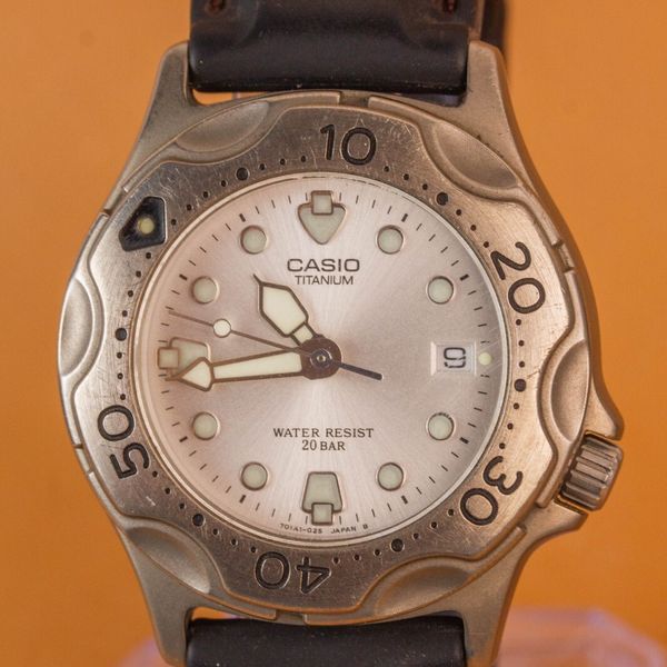 Vintage Casio DM - 809 Marlin [708] Titanium Diver 200M 38mm Mens Watch ...