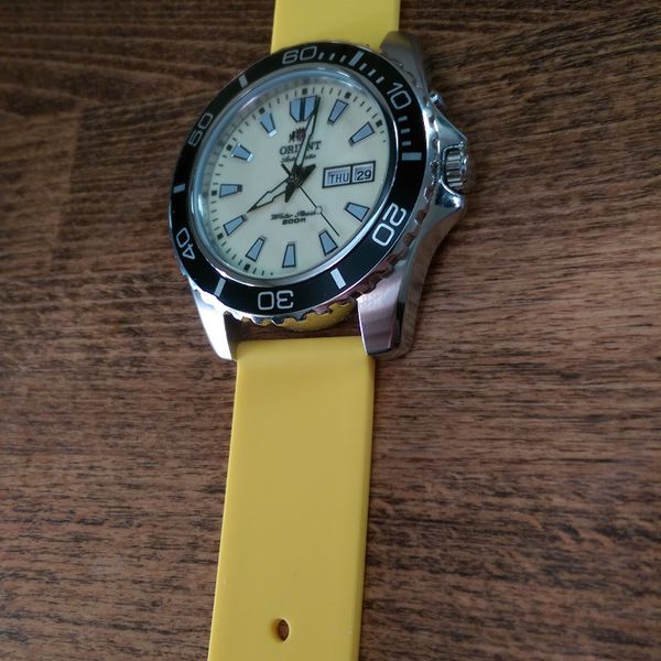 orient full lume dial