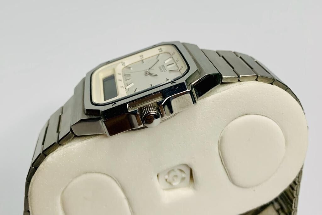 Vintage Seiko ANA DIGI H449-5350 Men's Watch Quartz | WatchCharts