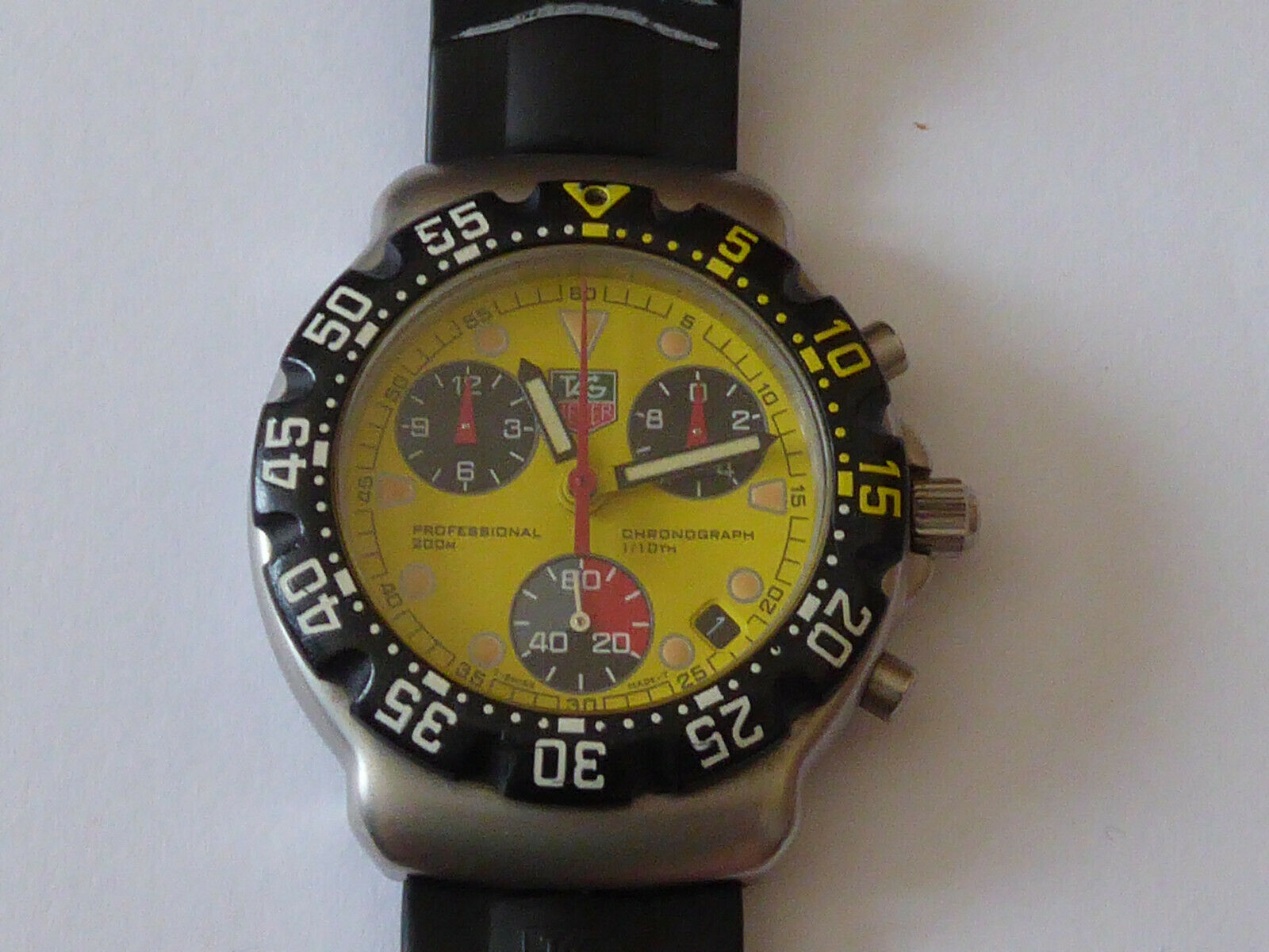 tag heuer yellow face