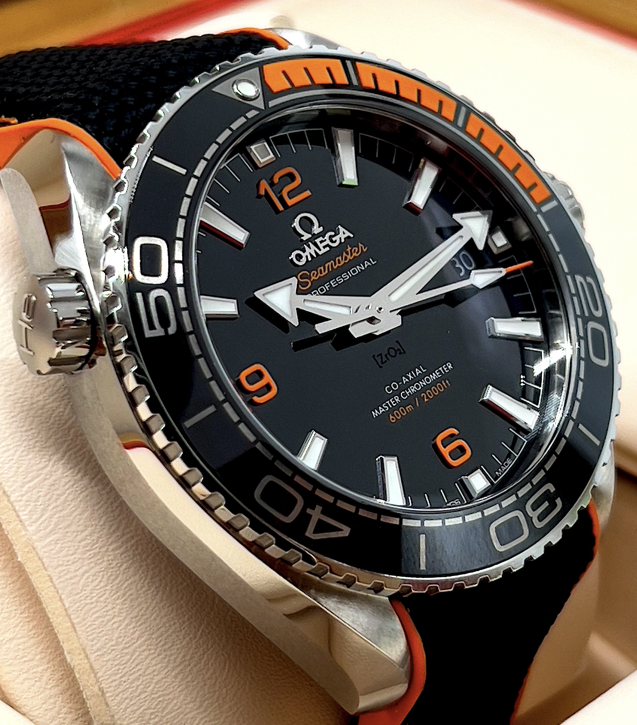 Omega seamaster 2024 orange and black