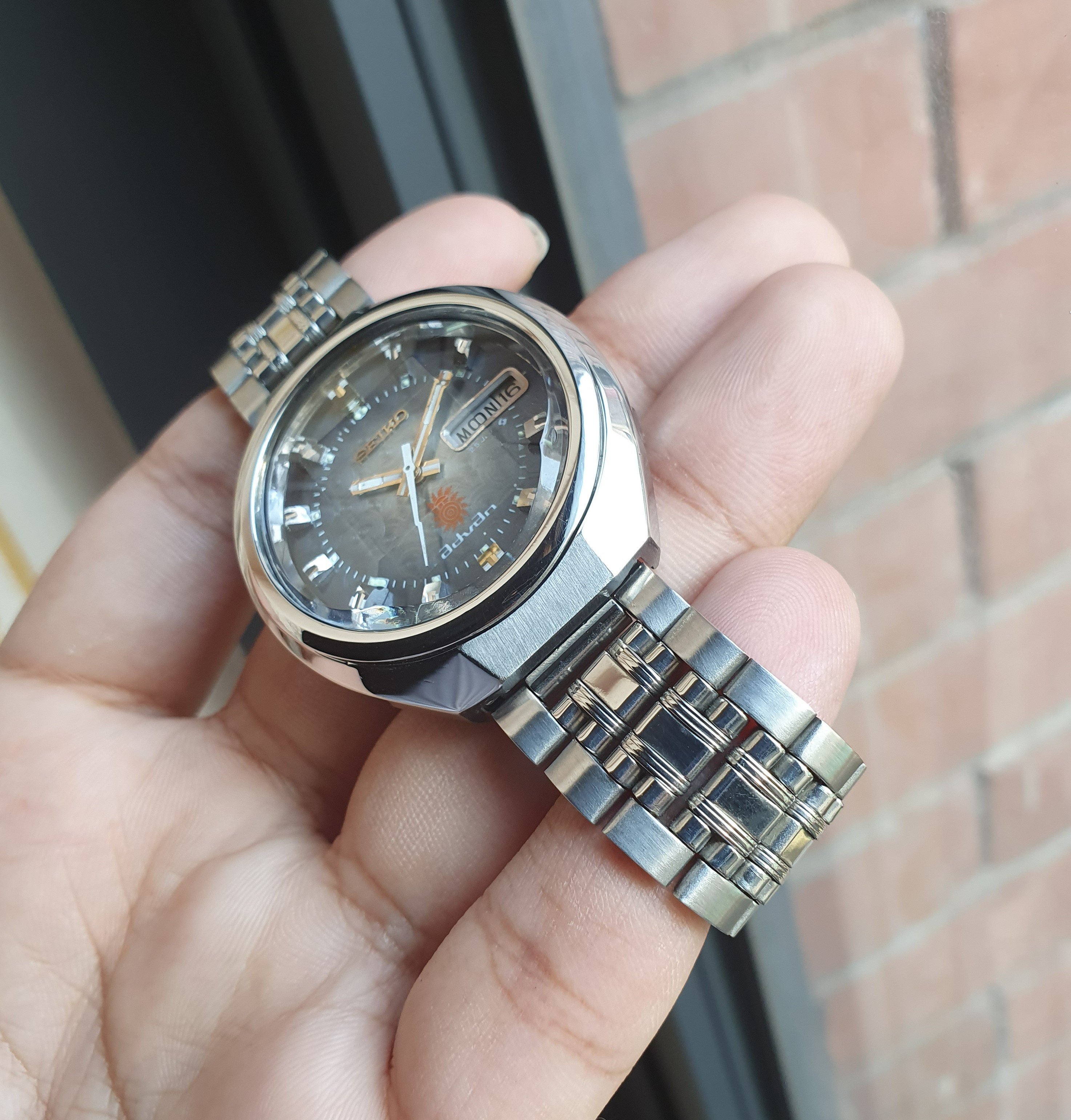 Seiko futuristic watch sale