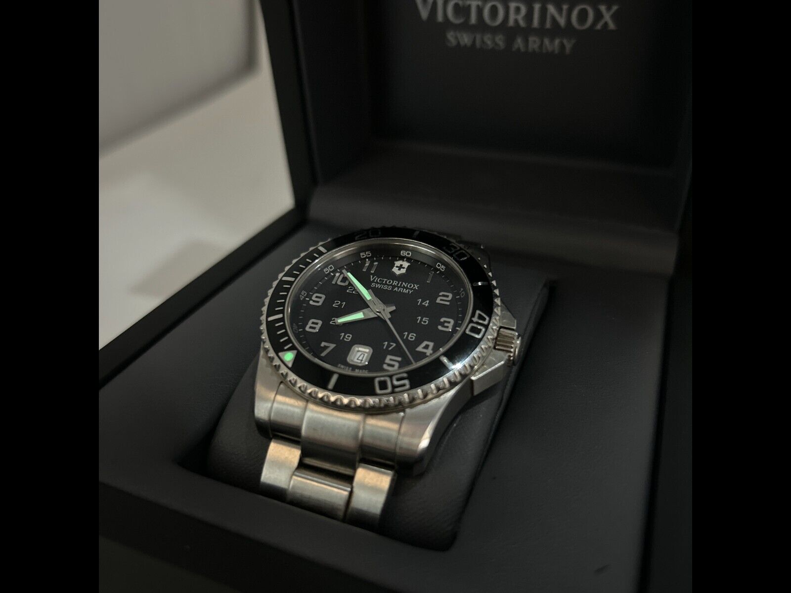 Victorinox Swiss Army Maverick GS Black Dial Stainless Steel
