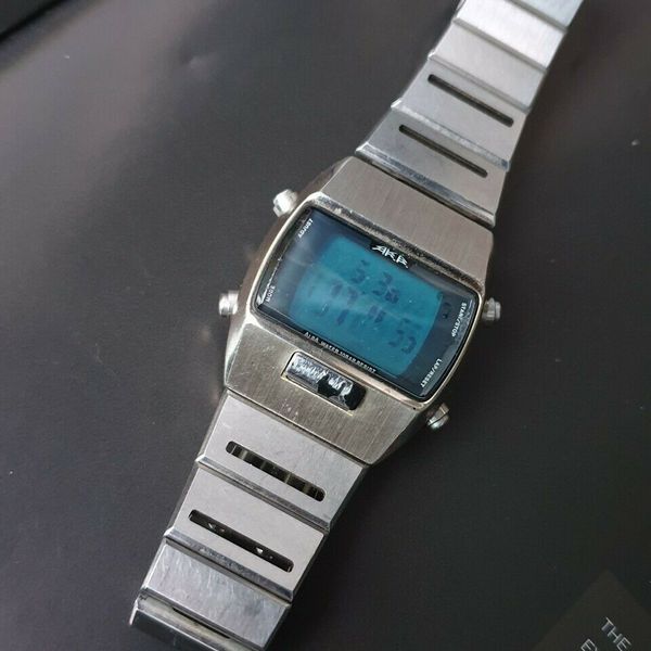 Vintage Seiko Alba Aka W620-4130 Mens Lcd Digital Watch 