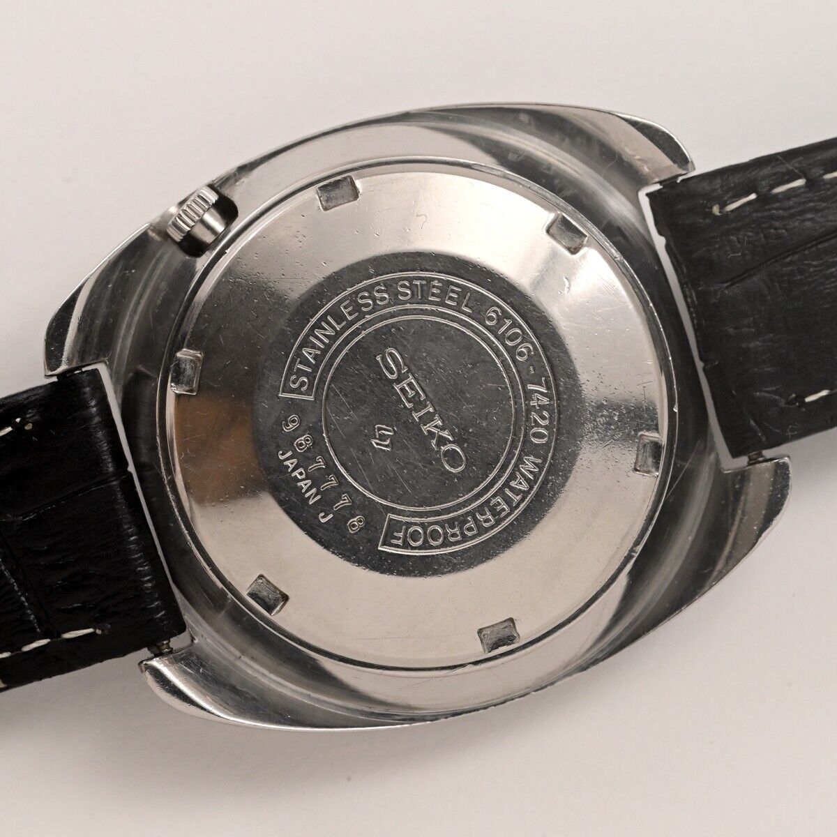 Vintage 1969 SEIKO 5 ACTUS 23 jewels Cushion case Day/Date