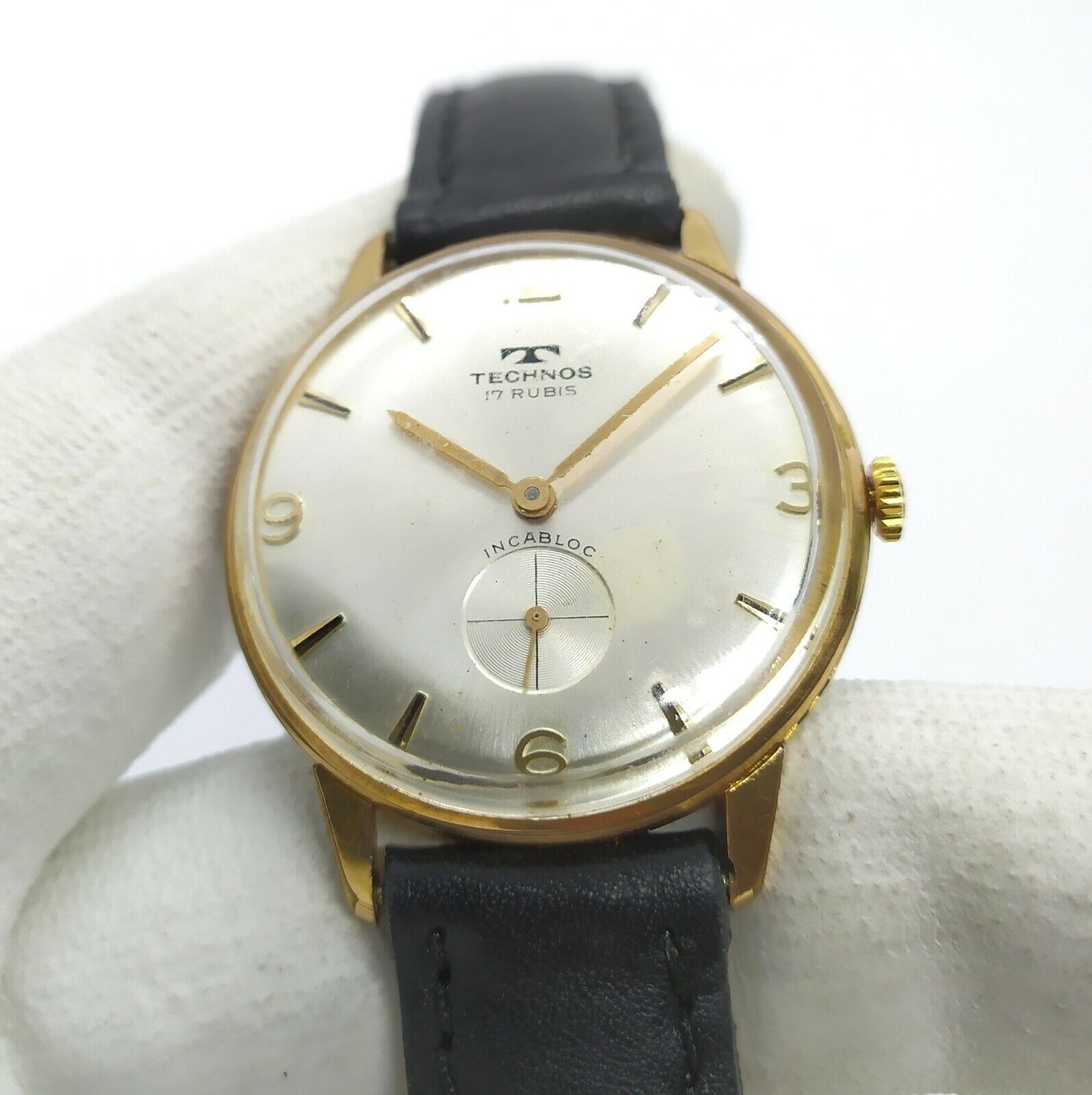 Vintage Technos Men's Watch Classic 17 Rubis Incabloc wristwatch