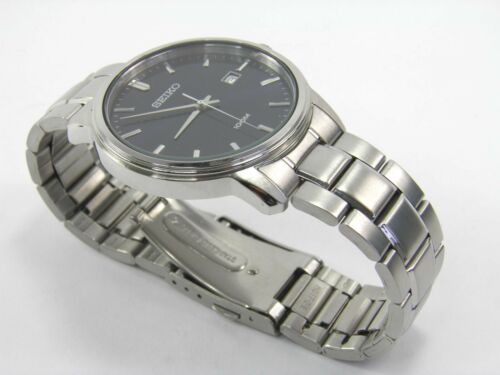 Mens Seiko Date 6N42-00G0 stainless steel quartz dress wrist watch |  WatchCharts