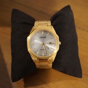 Citizen Eco Drive E010-S008654 Watch *Real Diamond Bezel  display picture 3