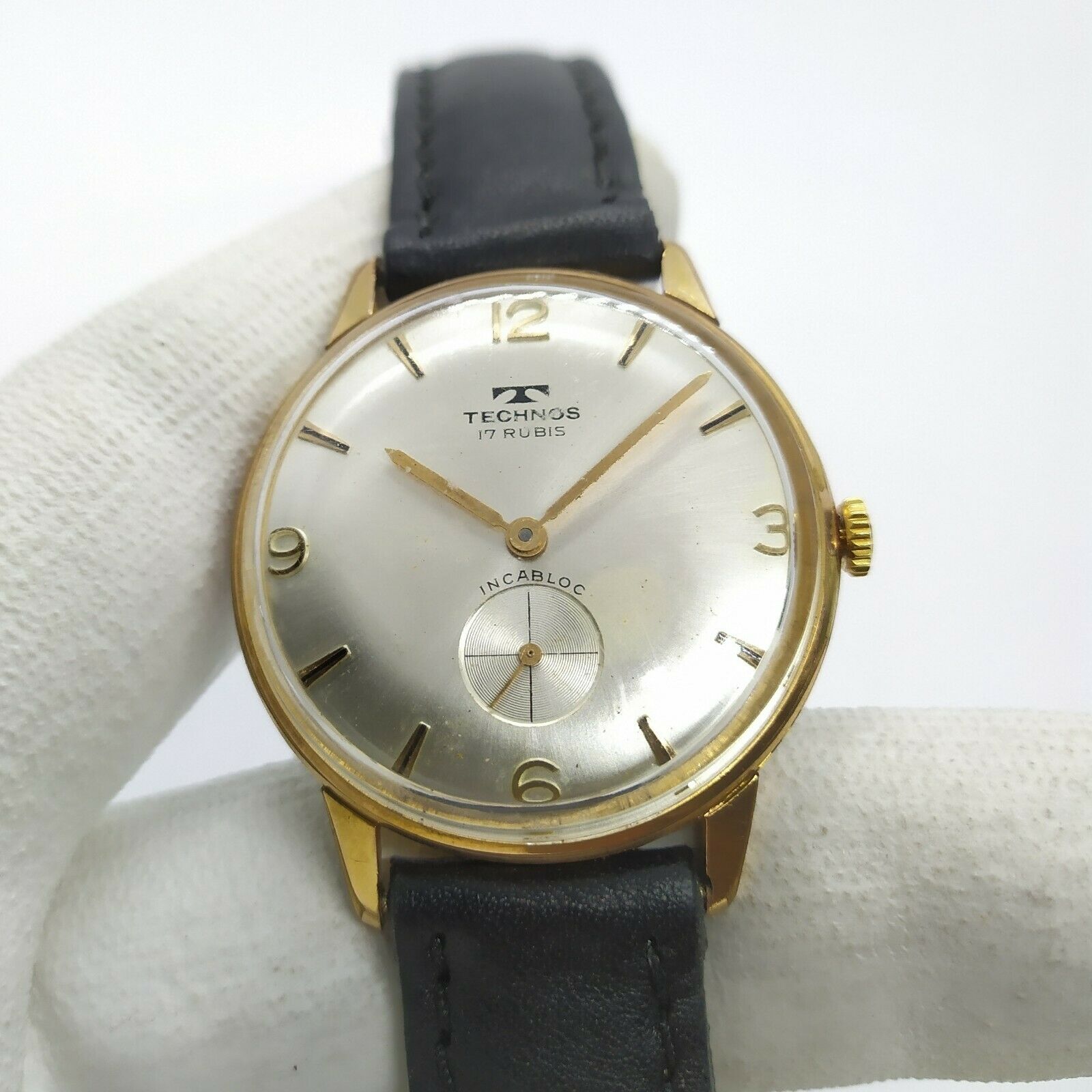 Amazon.co.jp: TECHNOS SWISS TGM640TB Chronograph Wristwatch (Water  Resistant to 322.8 ft (100 m), Bracelet Type : Clothing, Shoes & Jewelry
