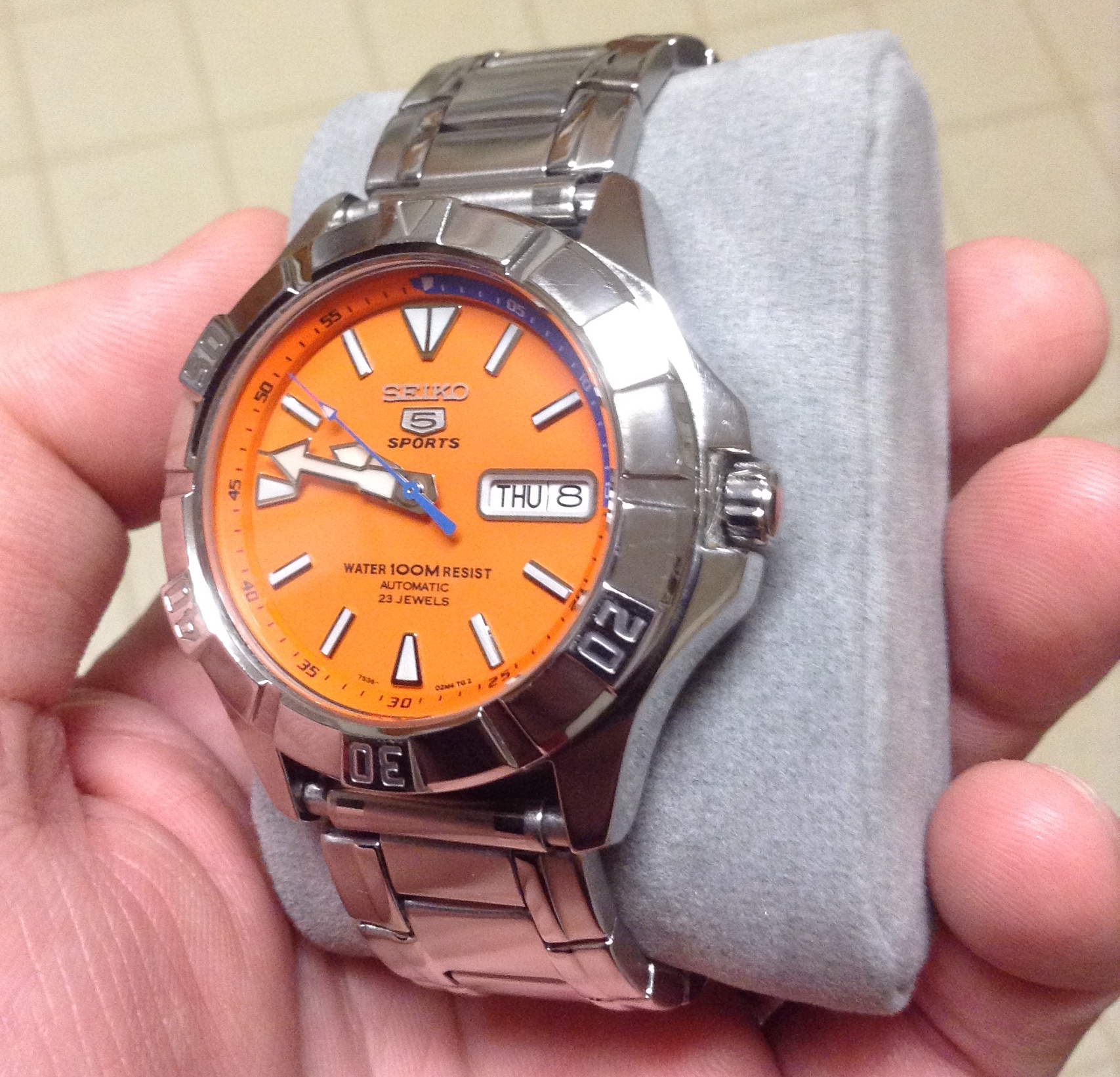 Seiko 5 Sports 7S36-01Z0 Automatic Diver | WatchCharts Marketplace