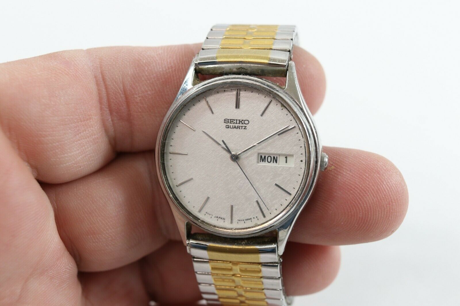 Vintage 80s Seiko 7N43-8A89 Silver Tone Quartz Watch Runs Linen Dial 34mm  Dress | WatchCharts