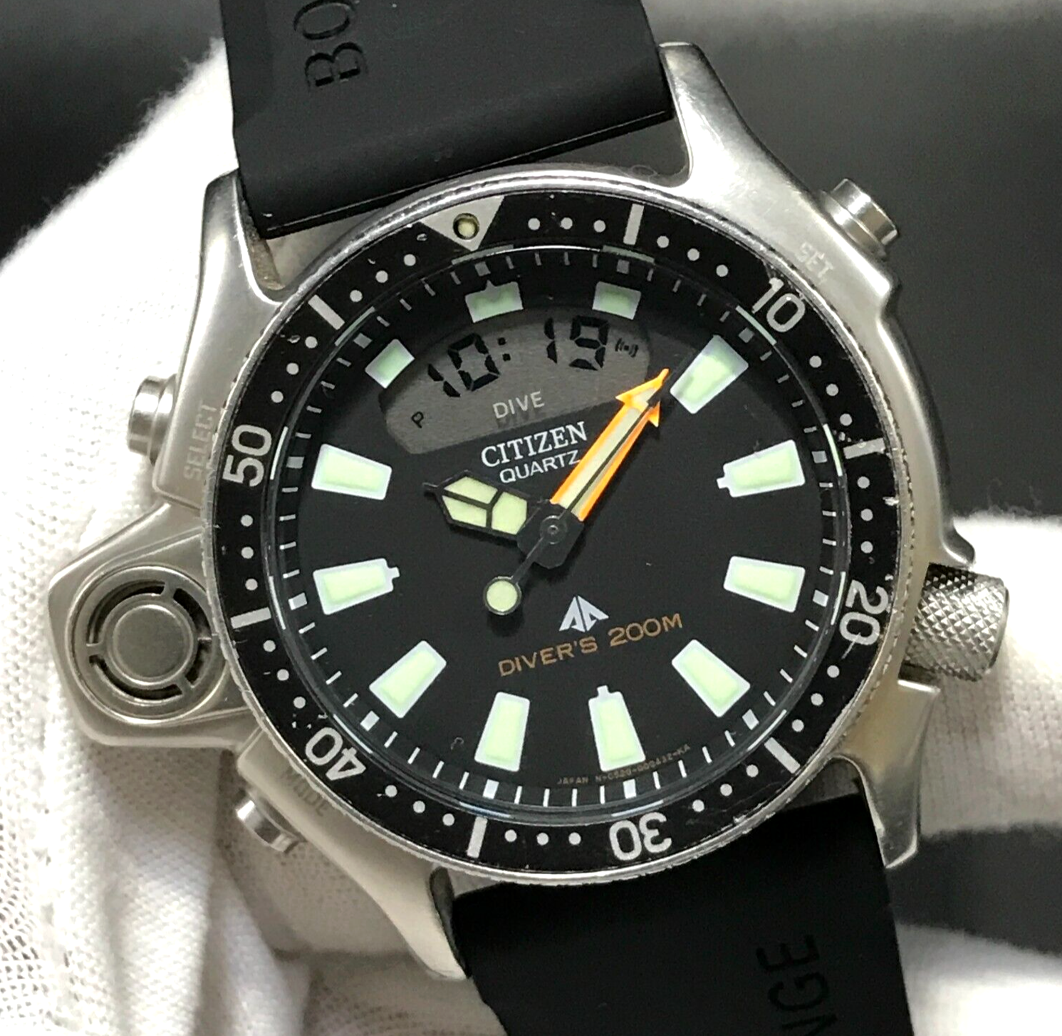 Review of vintage Citizen Cyber Aqualand NX diving computer