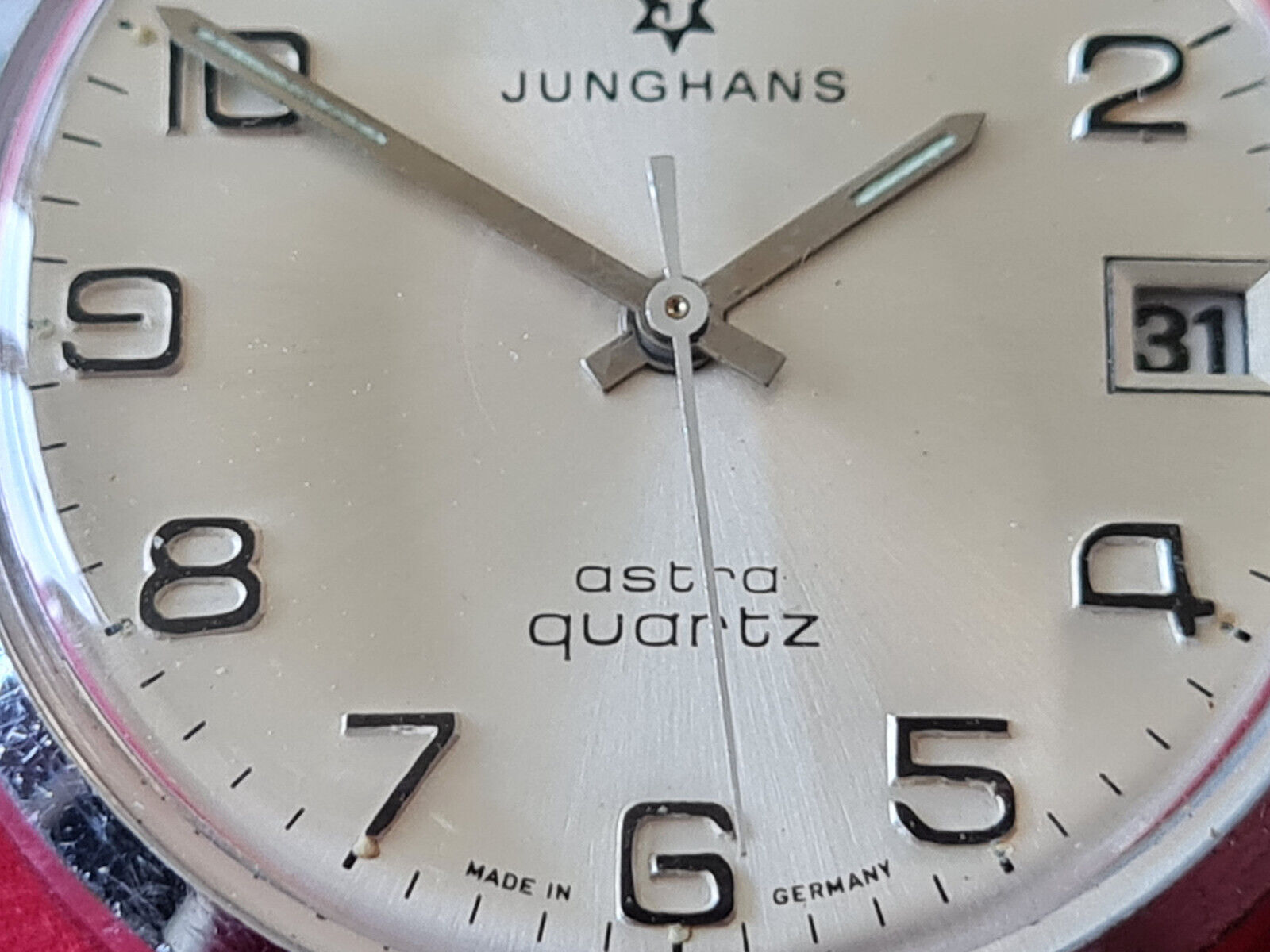 Herren Armbanduhr Junghans Astra Quartz Design Max Bill aus den 80 