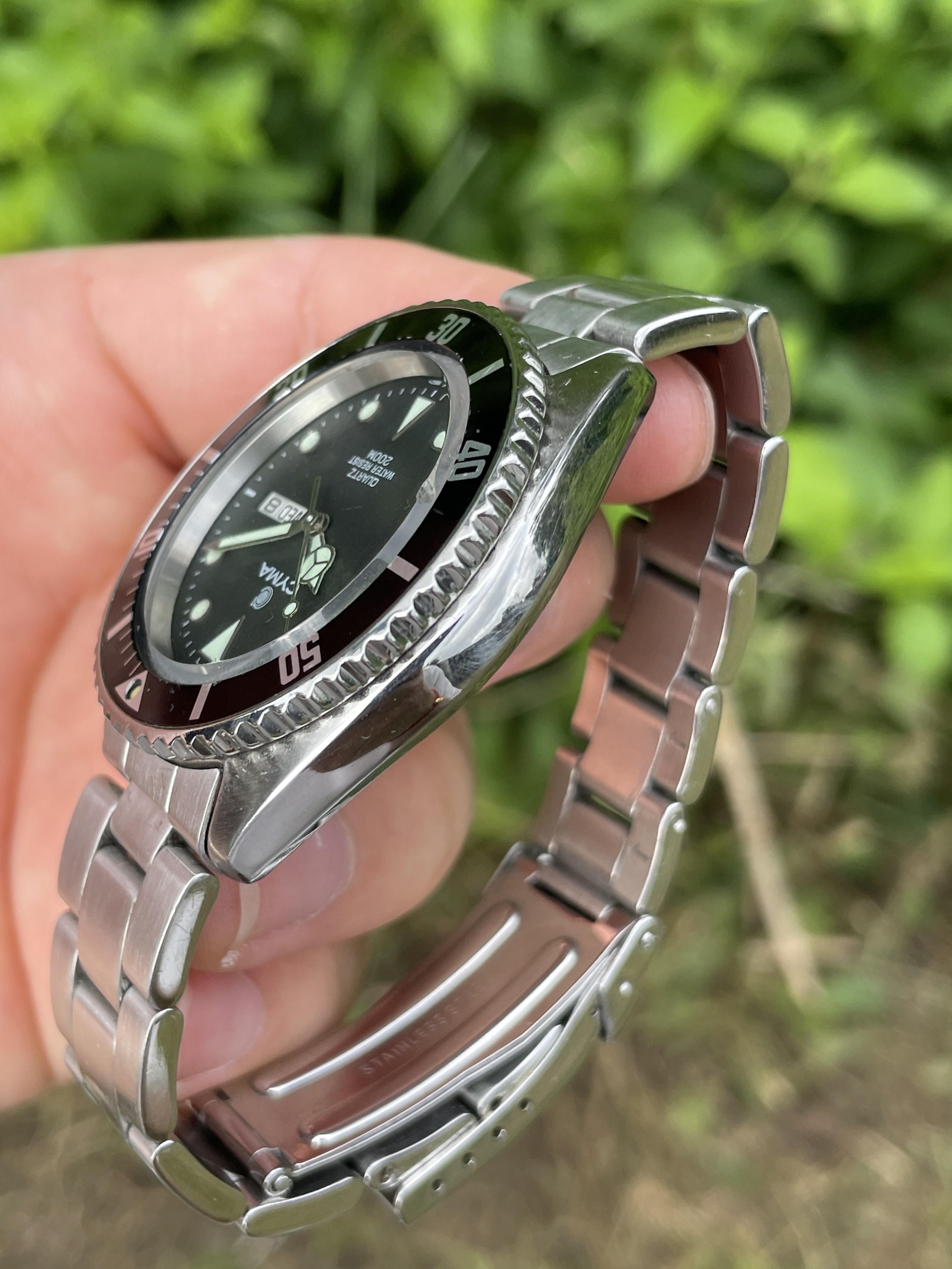 時計 CYMA QUARTZ WATER RESIST 200m 9111 Vintage New Crystal /Battery Cyma Quartz Diver Watch Ref