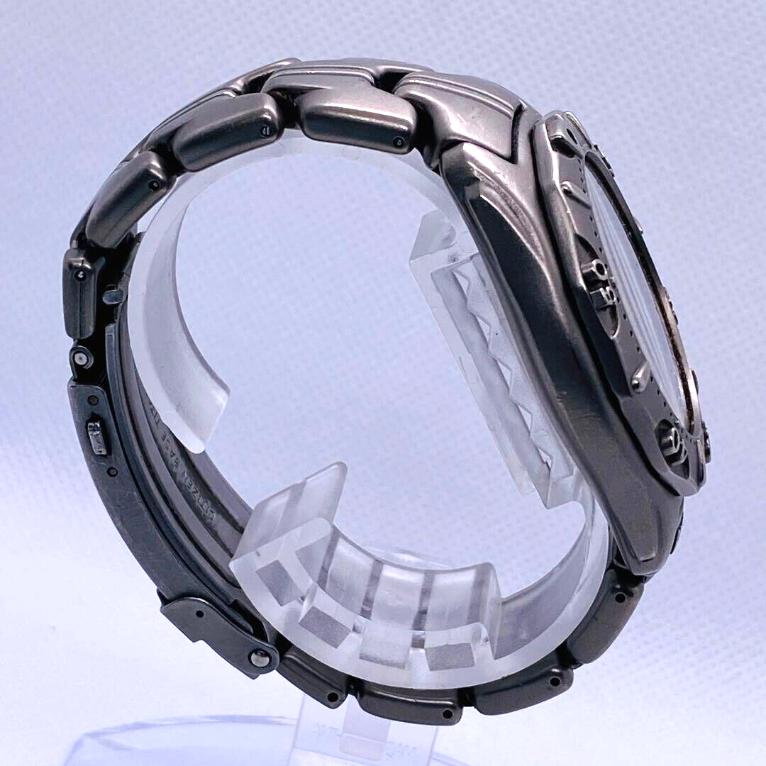 Citizen Air Diver 200m Eco-Drive Solar Watch Titanium Tested Used