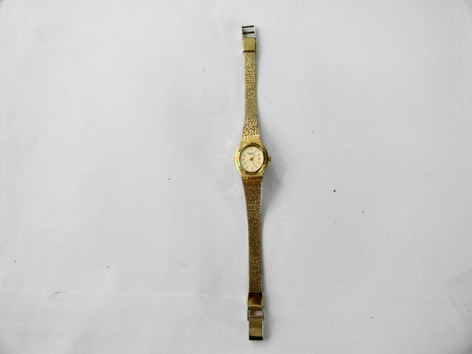 caravelle quartz watch