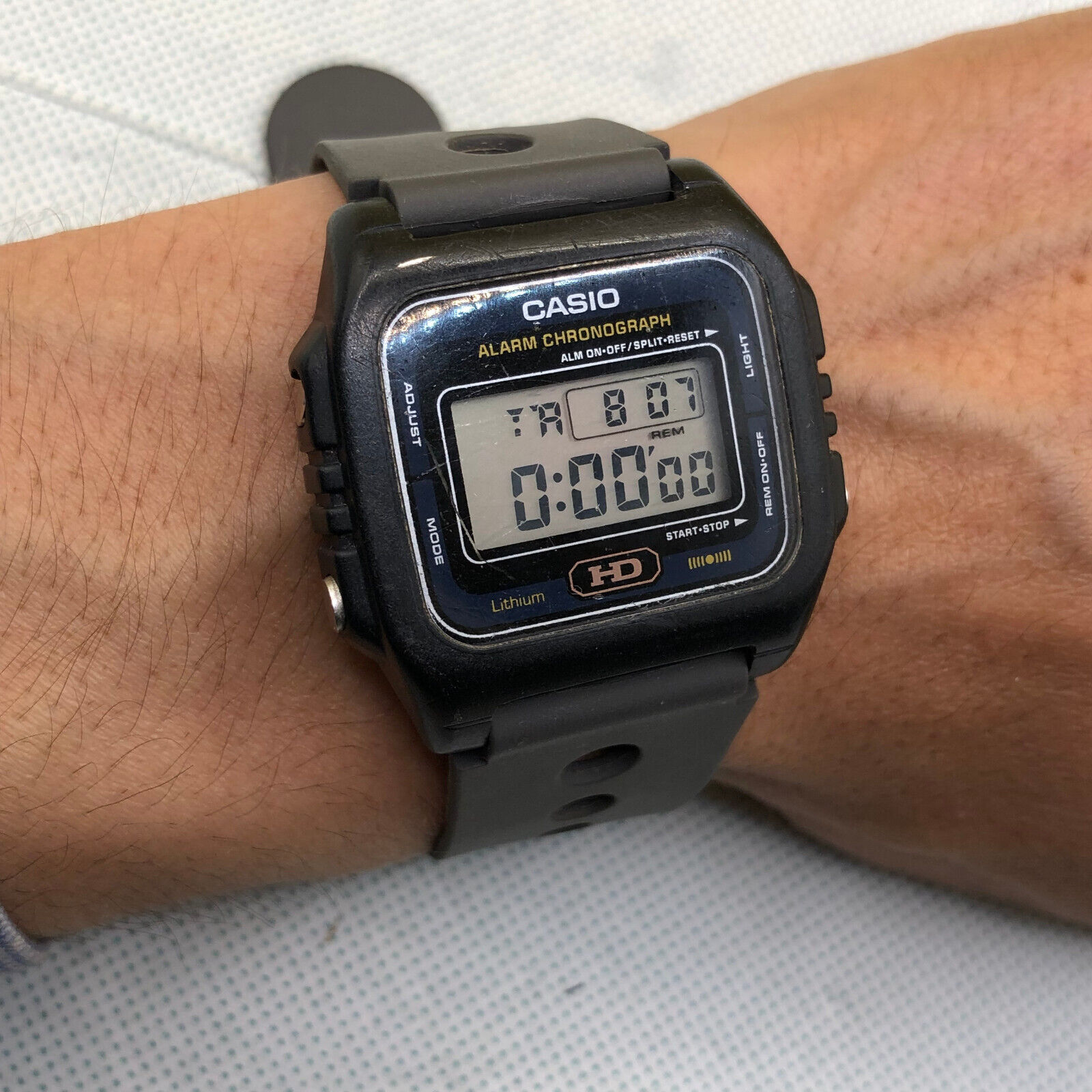 CASIO 690 DW-240 VINTAGE WATCH 1980