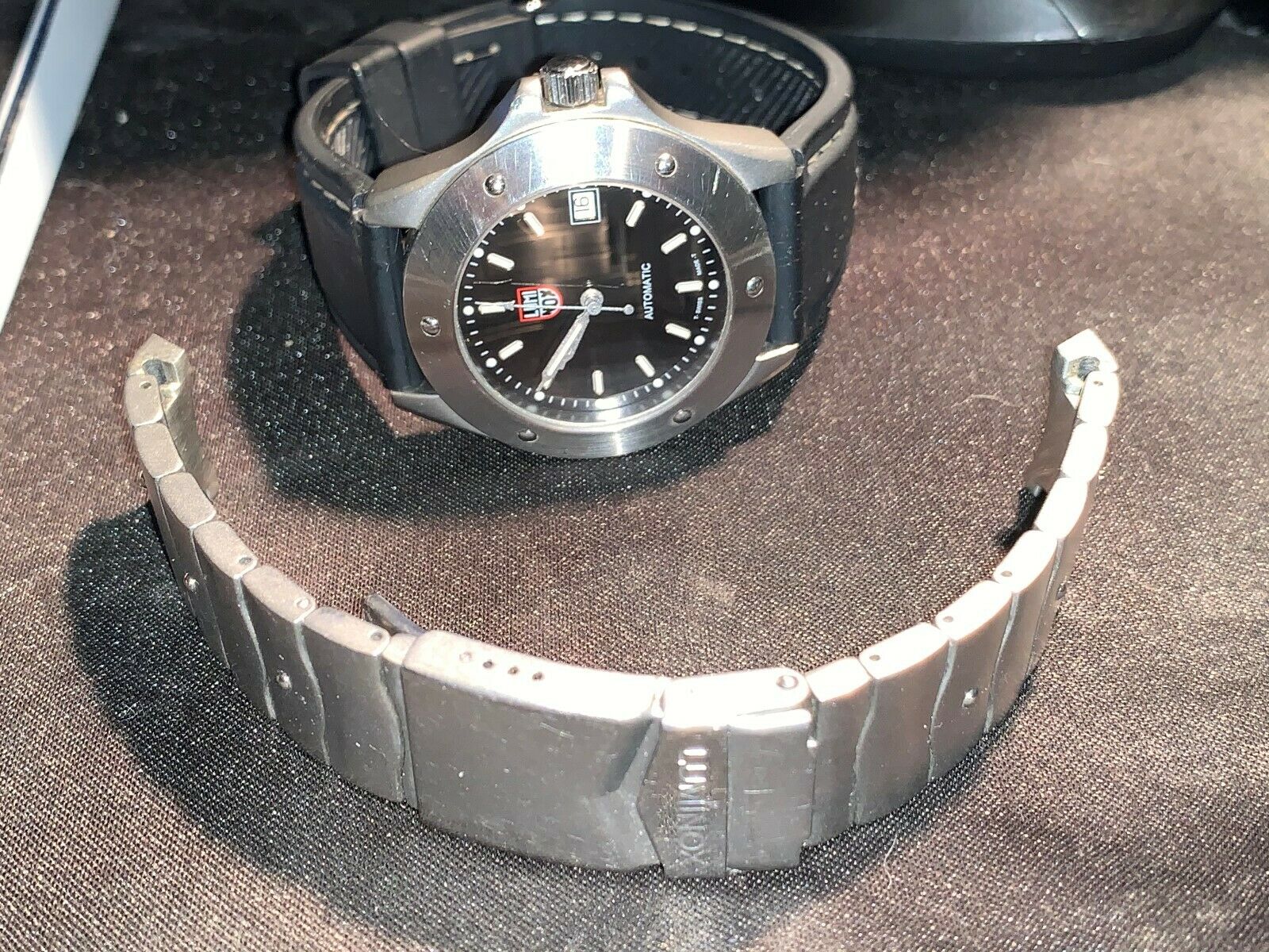 LUMINOX　Automatic　Series1600 フルオリジナル LUMINOX SERIES 1600 SWIS AUTOMATIC WATCH RARE MODEL | WatchCharts