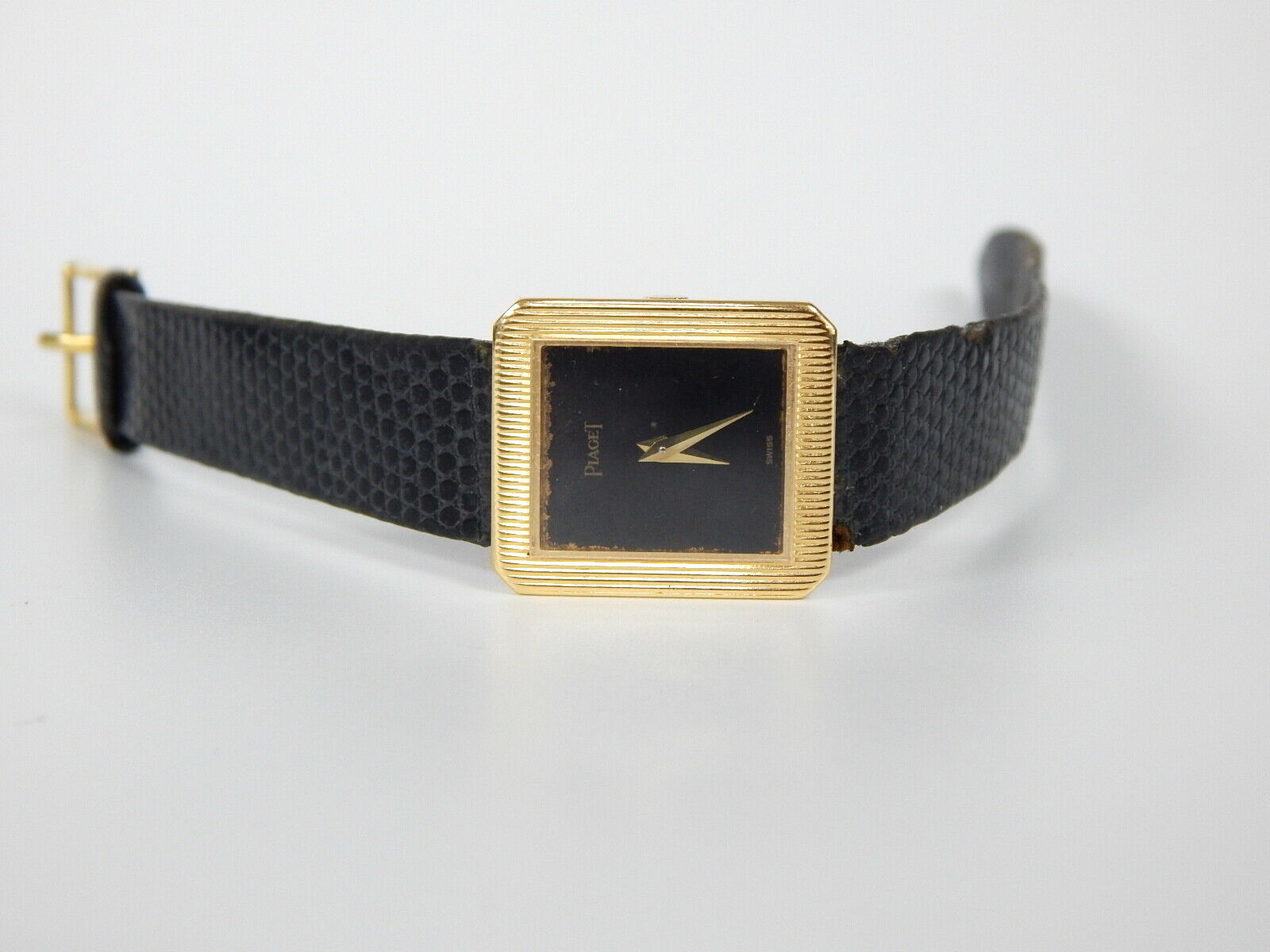 PIAGET 4154 Square black 18K Yellow 750 hand wound ladys