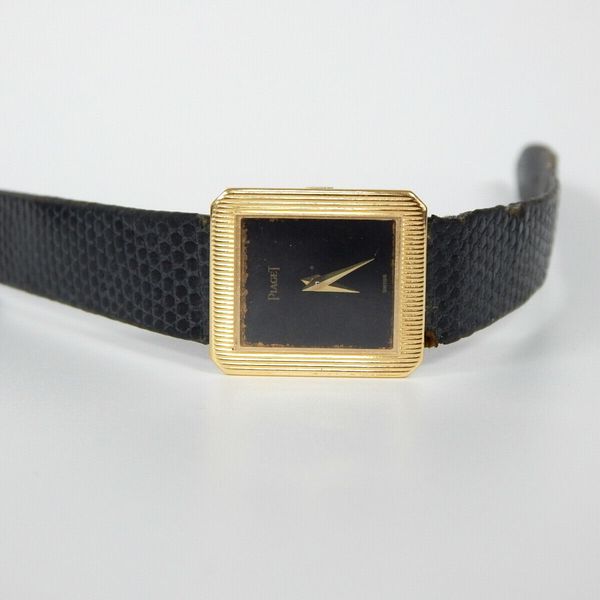 PIAGET 4154 Square black 18K Yellow 750 hand wound ladys watch ...