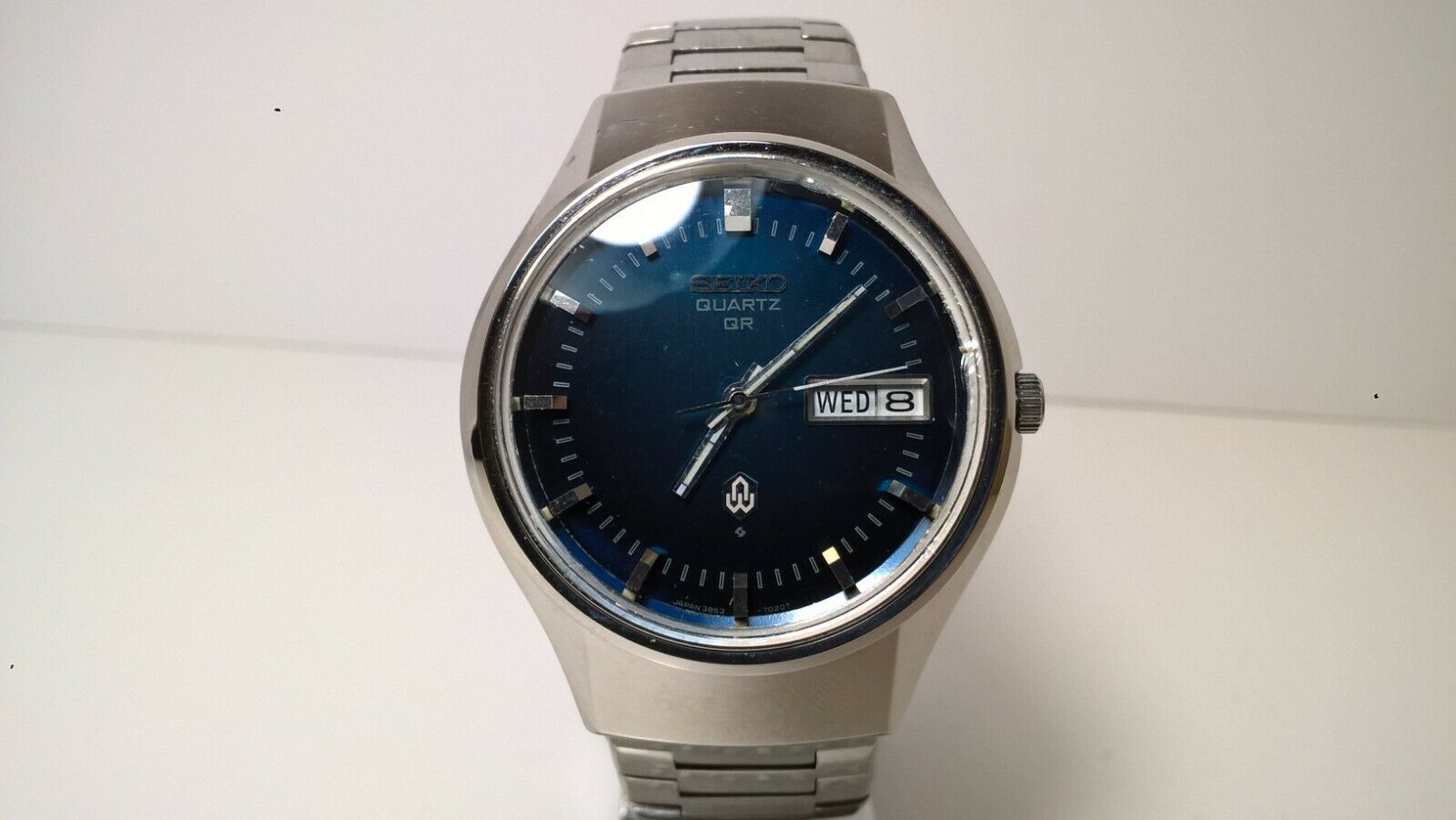 Vintage 70's Cool Metallic Blue Seiko 38QRW034 3863-7010 Quartz QR