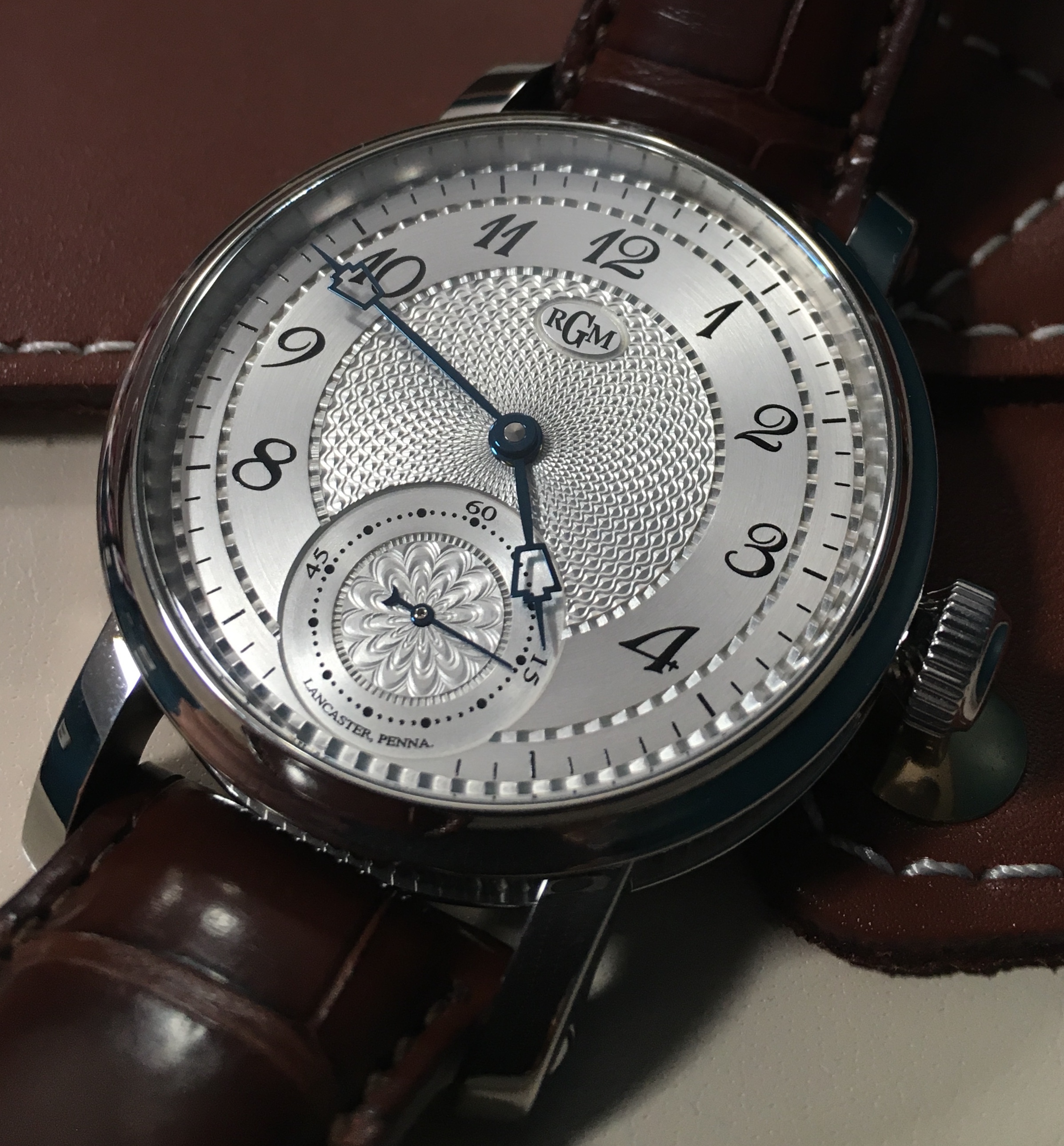 RGM Pennsylvania Series 801-CE Classic Enamel: American-Made and L.A.-Bound  | WatchTime - USA's No.1 Watch Magazine