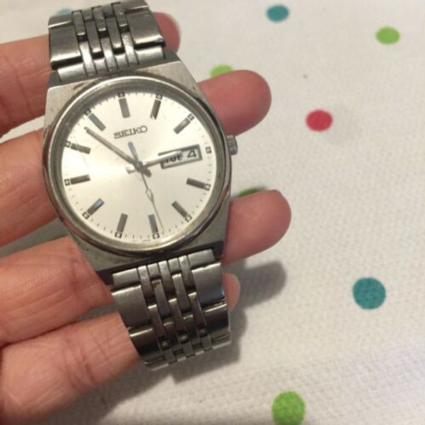 Seiko Mens Quartz Watch With Day Date V7439029 A4 WatchCharts