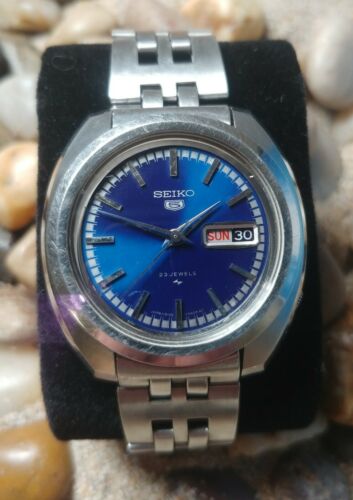 Seiko 5126-7020 From 1968 with Original Bracelet | WatchCharts