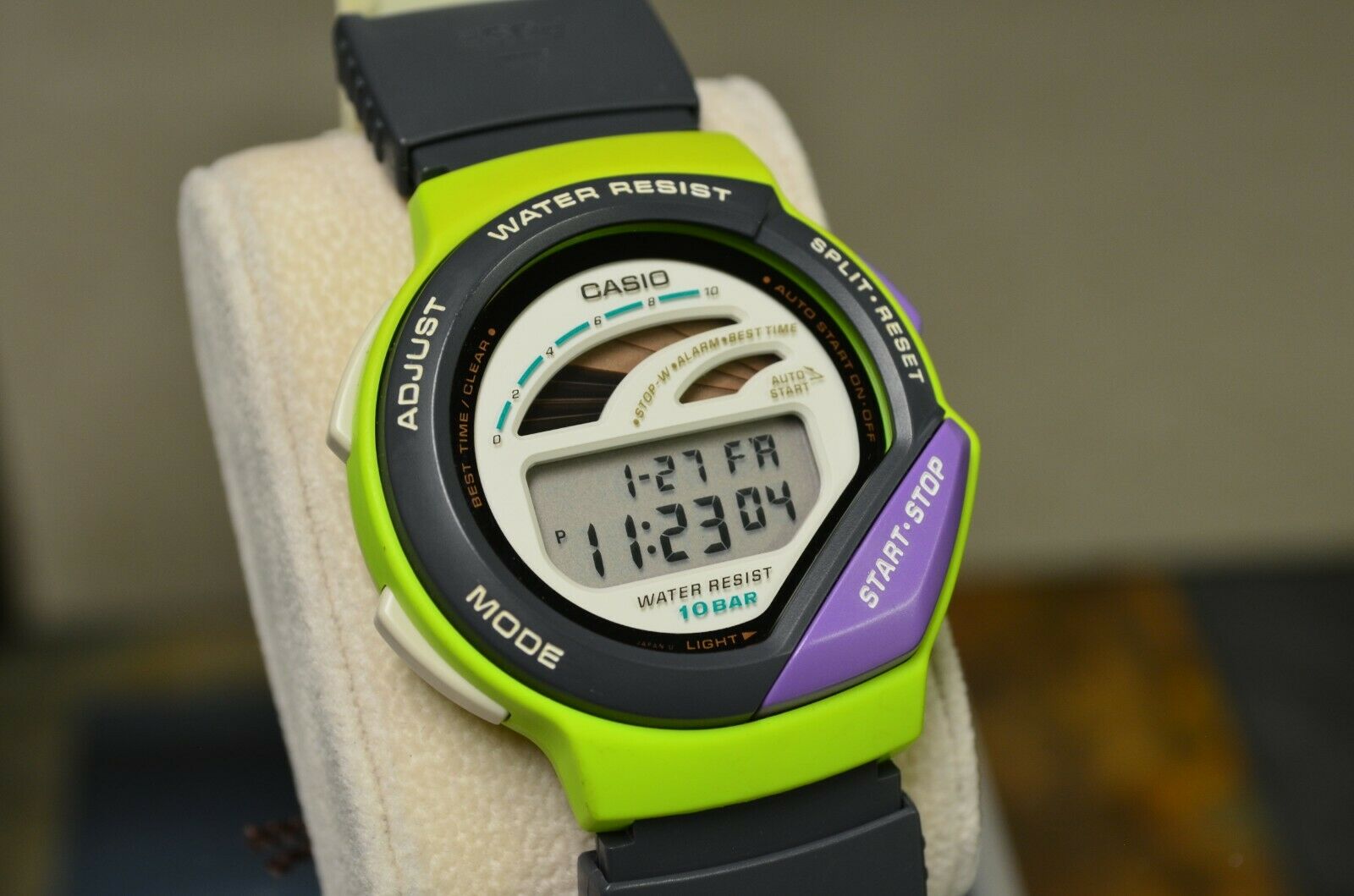 NOS CASIO SKX-1110 SKIING WATCH ALARM CHRONO ILLUMINATOR VINTAGE