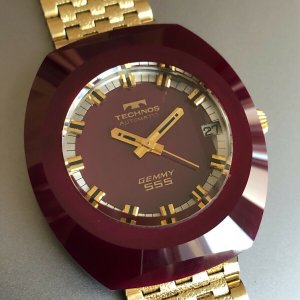 TECHNOS GEMMY 555 腕時計 Yahoo!オークション - テクノス GEMMY 555 デイト 自動巻