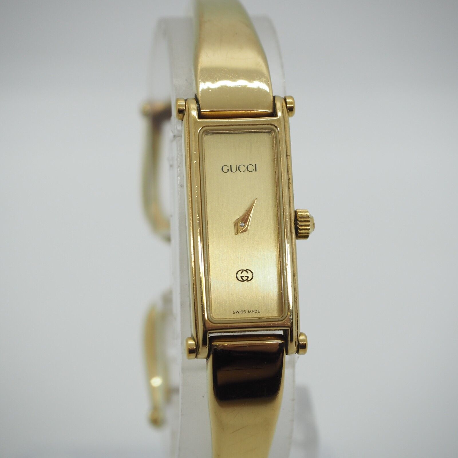 Gucci 1500l watch on sale gold