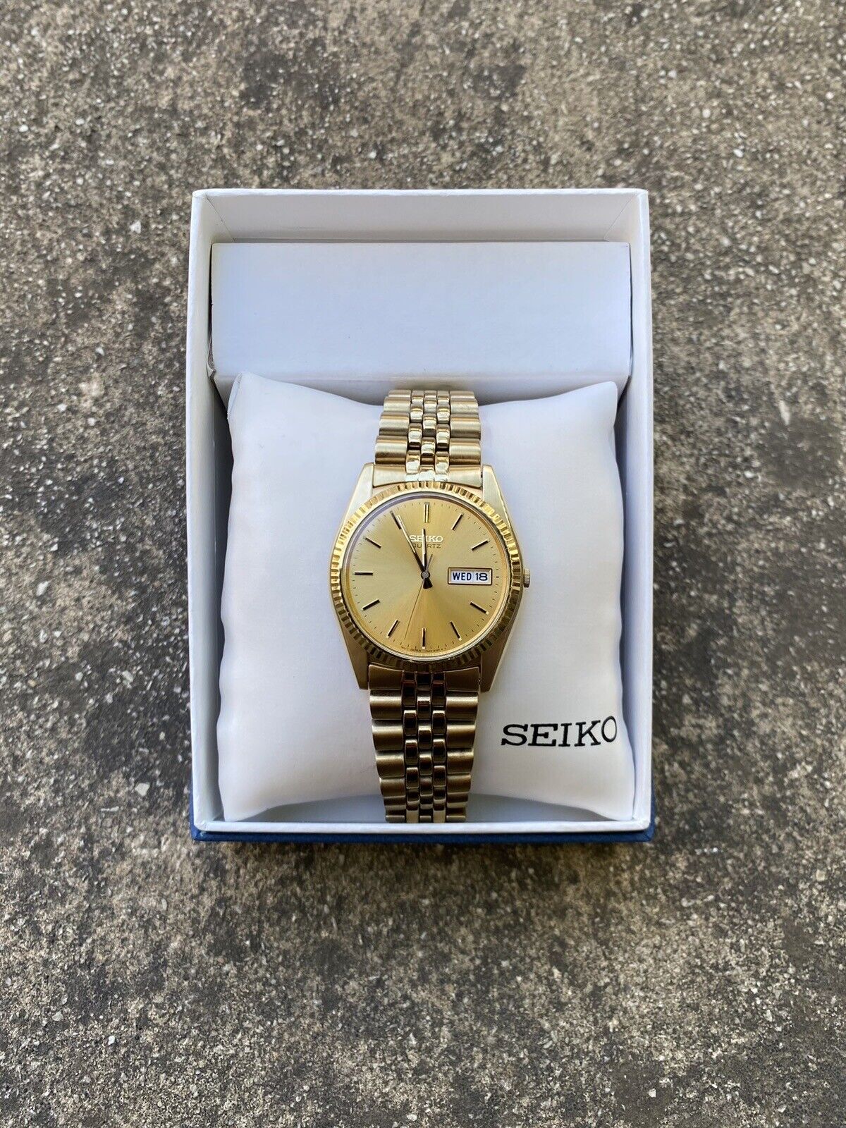 SGF206 SEIKO セイコー 金 腕時計 Amazon.co.jp: セイコー Seiko Men's SGF206 Gold-Tone