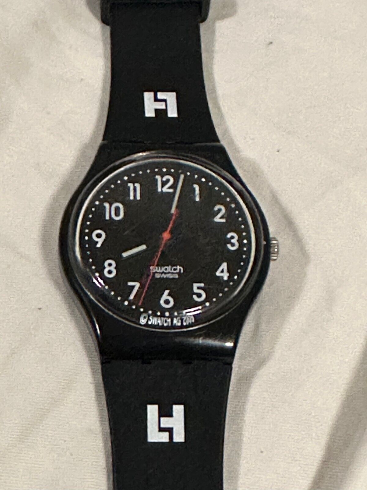 Swatch Quartz Watch Black Suit GB247 2010 Special LH Lafarge
