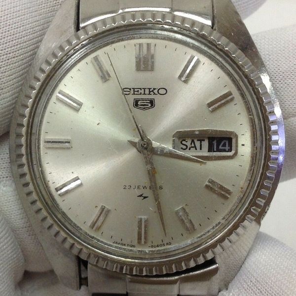 Seiko 5 Men's 23 Jewels 5126-8050 Coin Edge Bezel Automatic Watch - Not  Working | WatchCharts