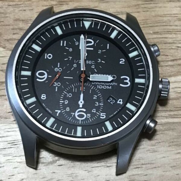 Seiko Chronograph Stainless Steel 7T92-0JS0 Watch | WatchCharts