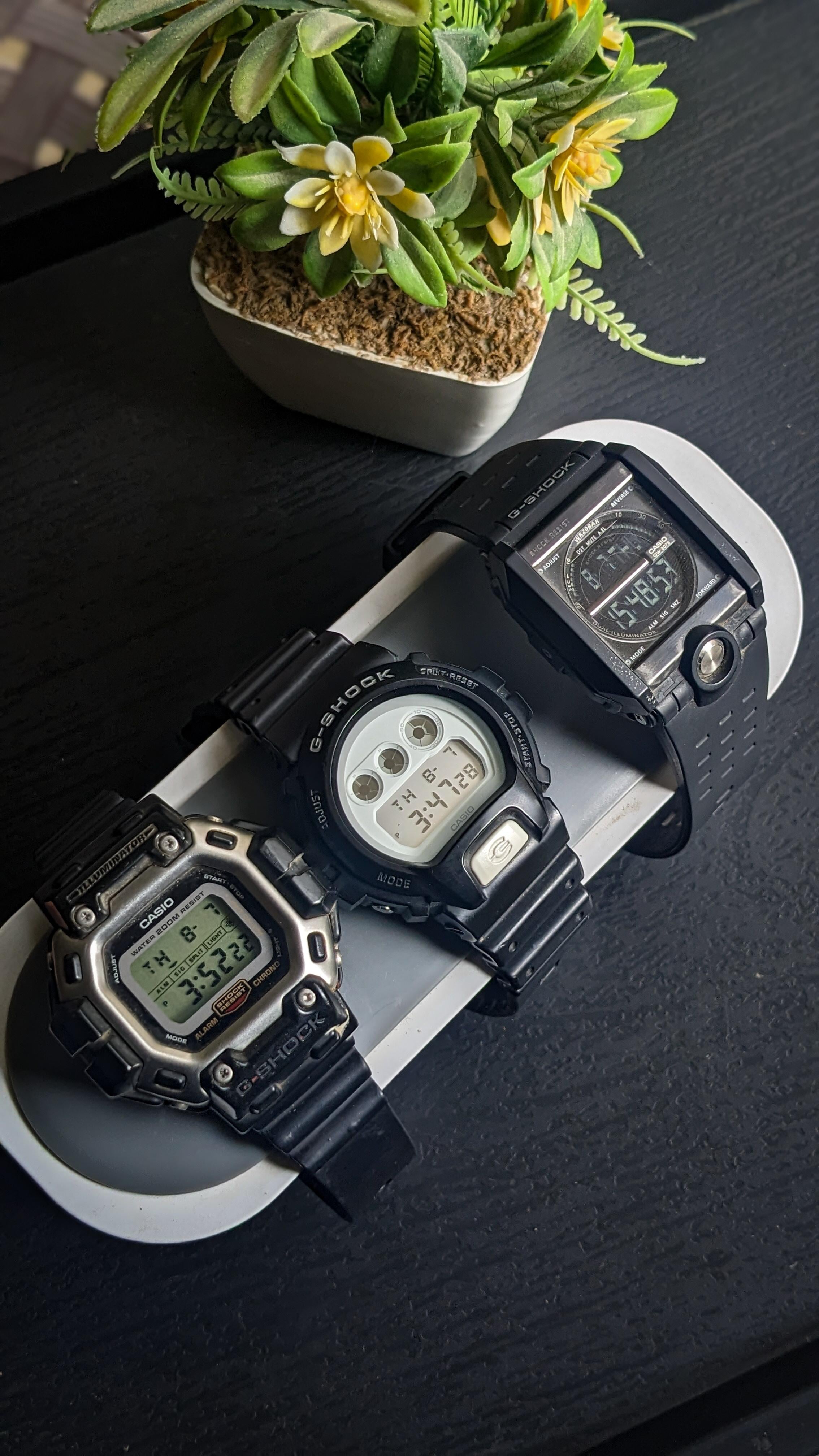 WTS] G-SHOCK Gundam Vintage DW-8300 , G-Shock World Time Chrono