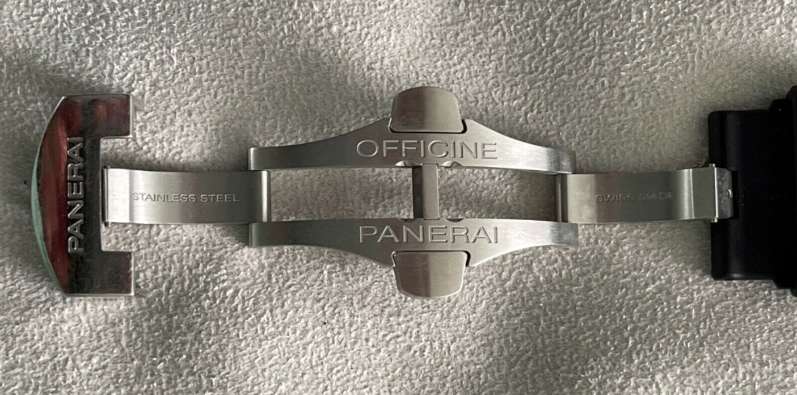 Panerai Luminor GMT Automatic OP6691 PB0550120 WatchCharts