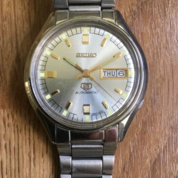 Seiko 5 Vintage Automatic Watch KY 7S26 3170 Silver face day date ...