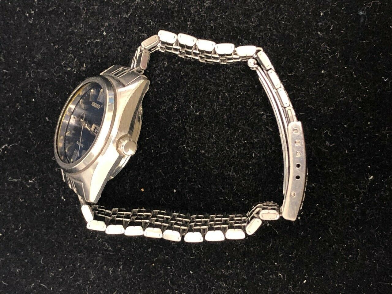 Vintage Ladies Seiko SQ 4303-0029 Silver Tone Day Date Watch New