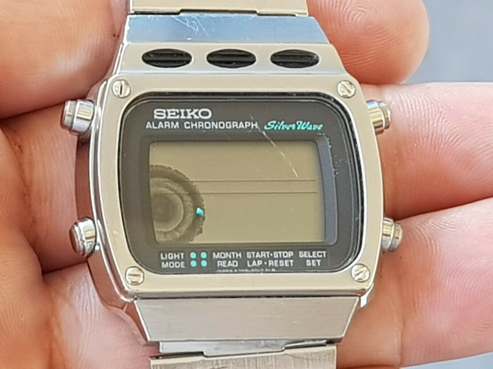 RARE Vintage Sport SEIKO A359 5020 Silver Wave LCD Mens Digital