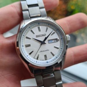 2014 WHITE SEIKO PRESAGE, 4R36-03H0, Men's Automatic Watch