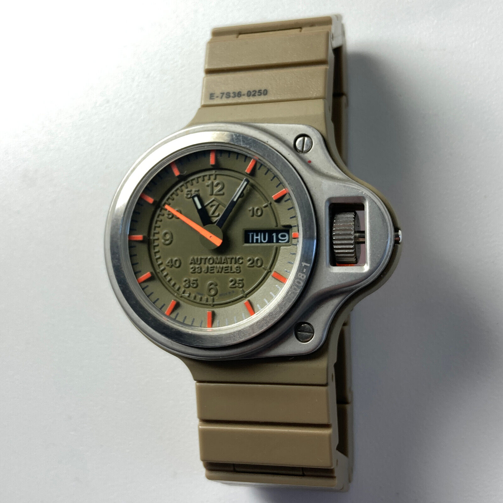 Seiko X Cabane de Zucca Dashboard Automatic Watch 7S36-0250 green 