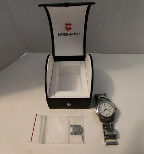 Swiss army sale officer's watch 24205