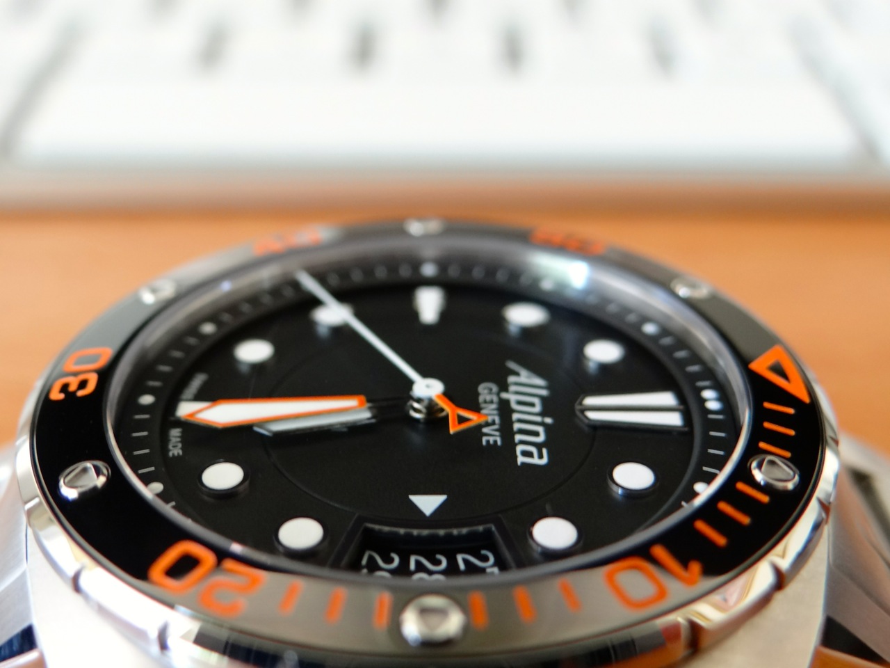 alpina extreme diver 300 orange