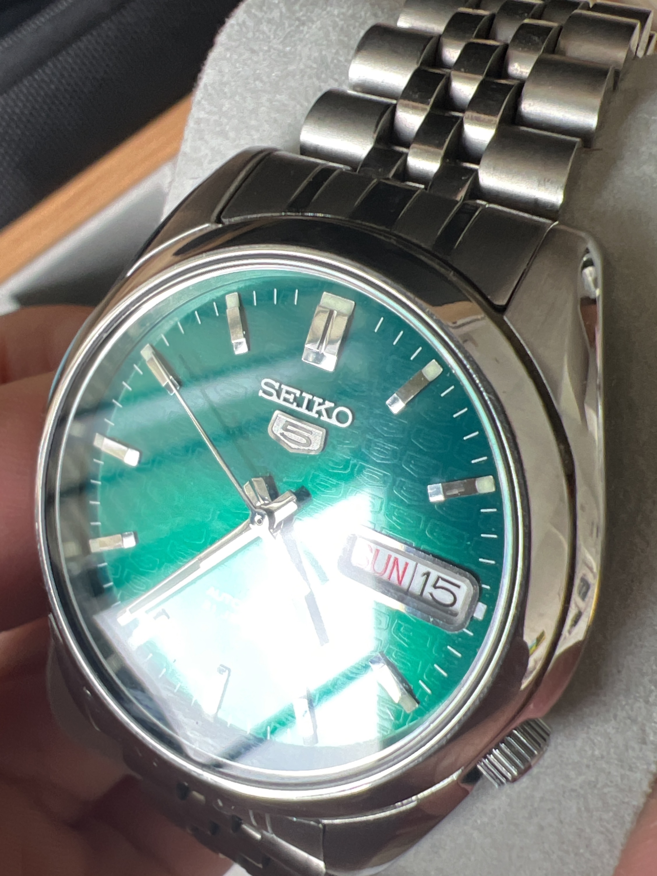 Seiko SNX 447 *rare* Jade Green jubilee | WatchCharts