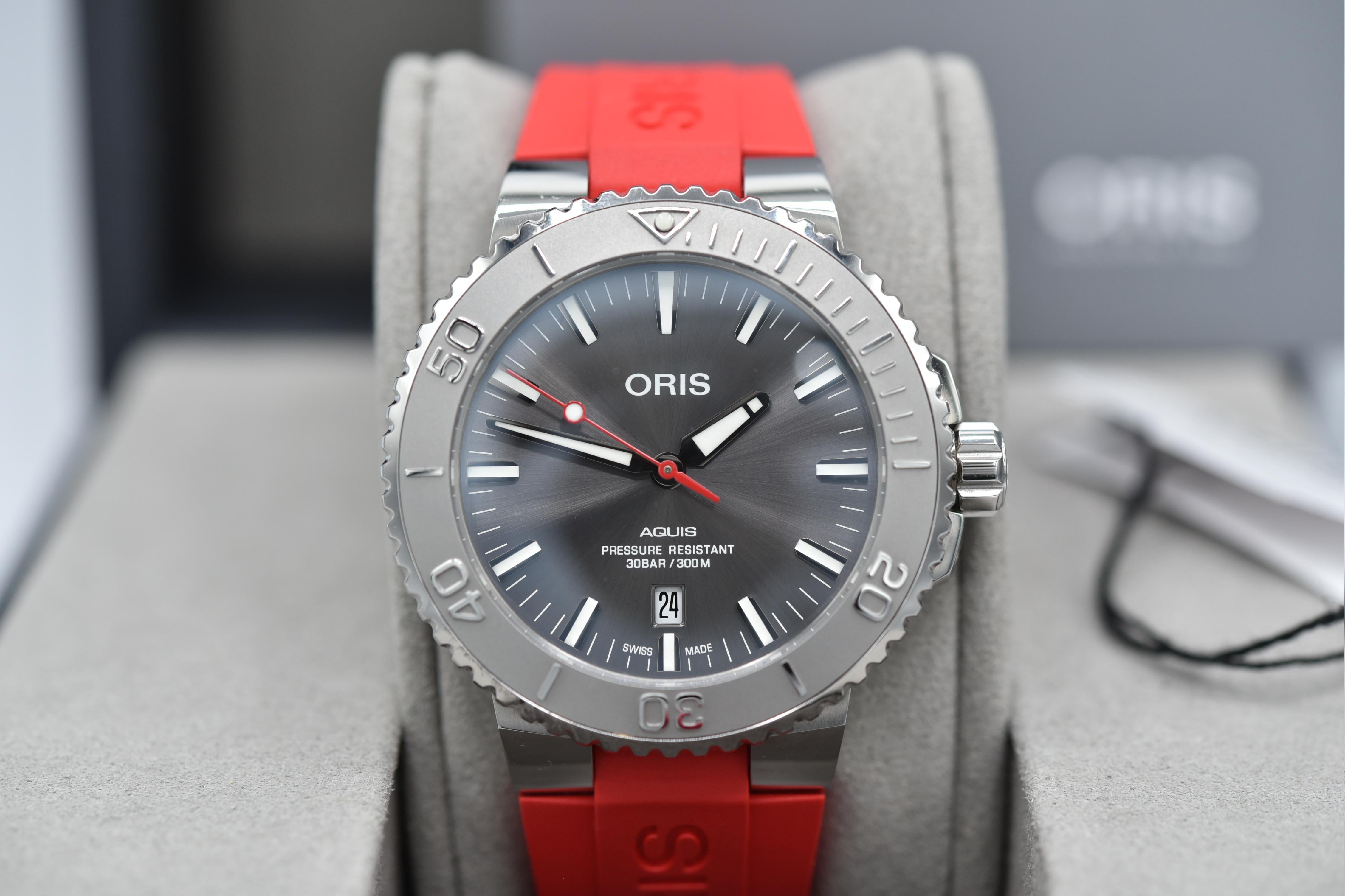 Oris aquis date relief for clearance sale