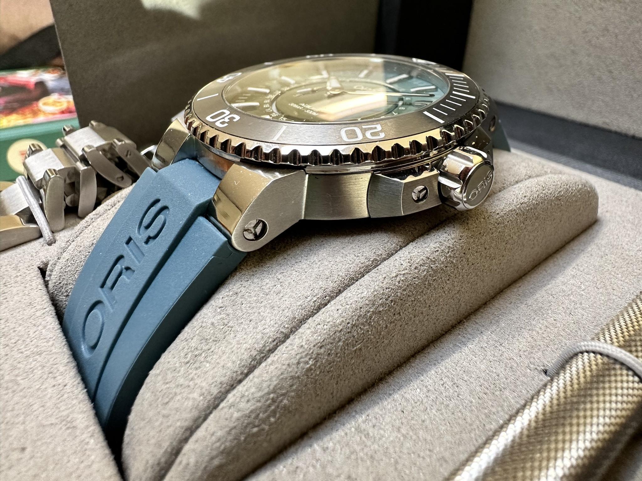 WTS Oris Aquis Dat Watt II Limited Edition WatchCharts Marketplace