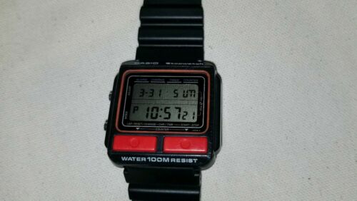 VINTAGE CASIO STOPWATCH W-500 211 LCD RARE 1980's CHRONO 100M